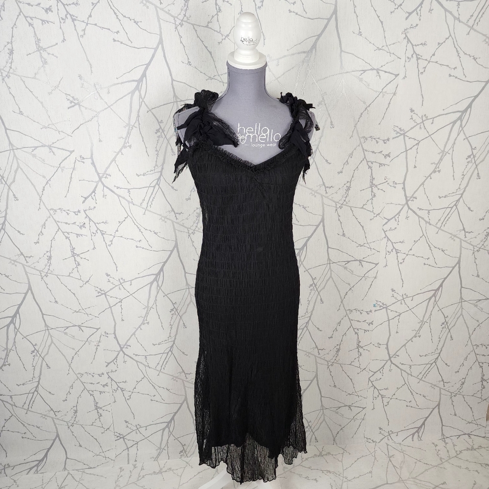 Beau Bois Black Crinkle Tulle Overlay Stretch Fitted Midi Dress